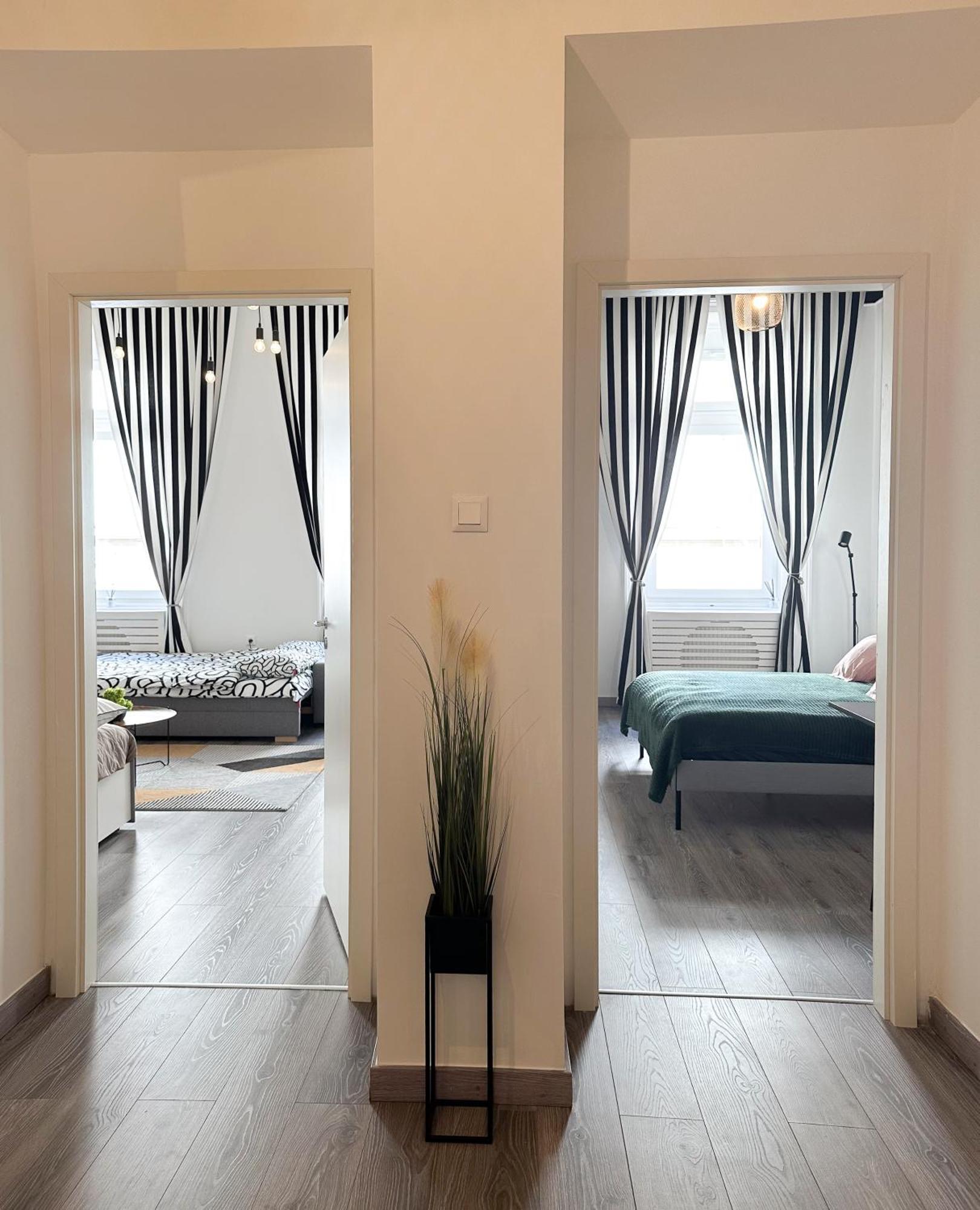 R&R Central Apartment Boedapest Buitenkant foto